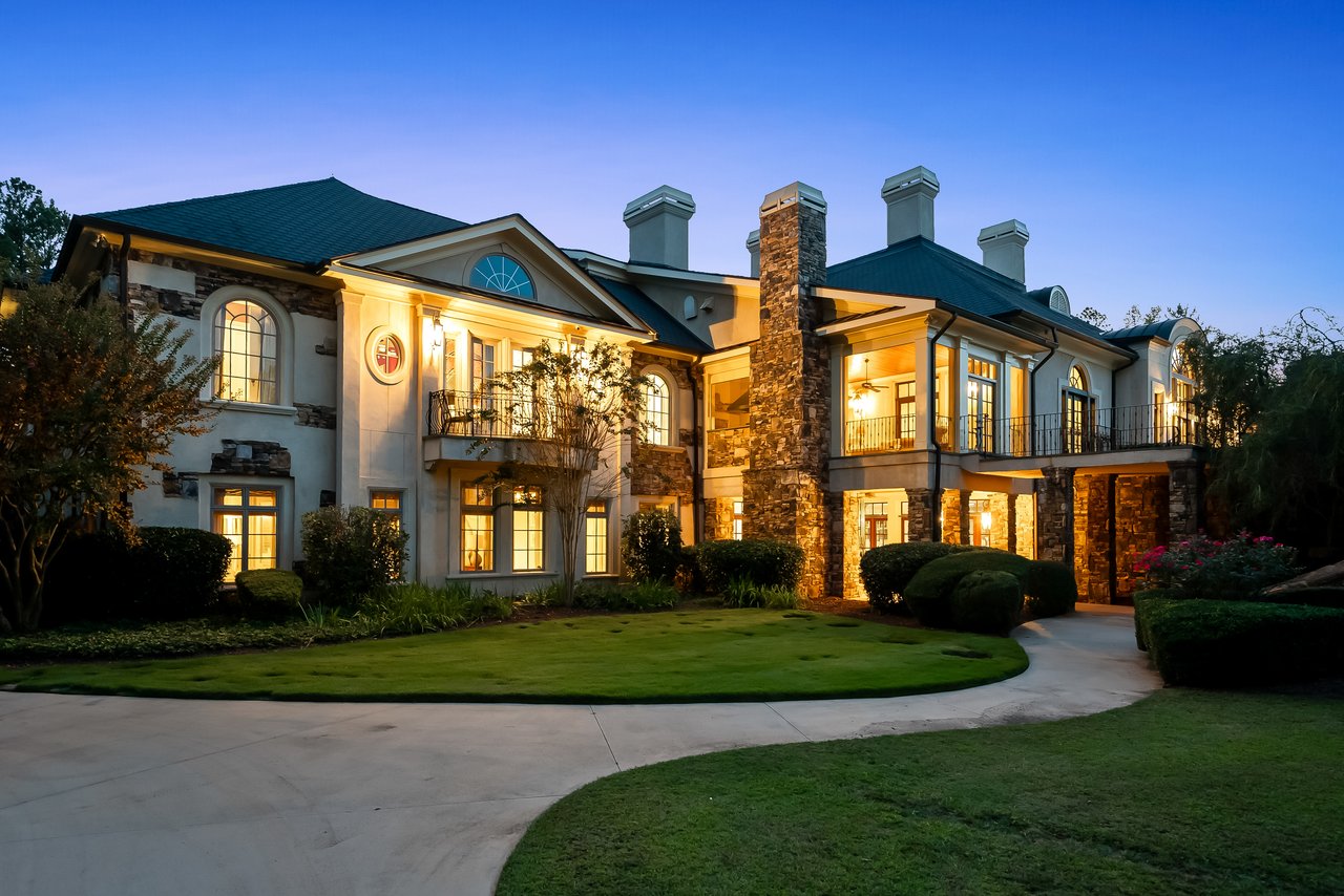 811 Hawks Nest Court