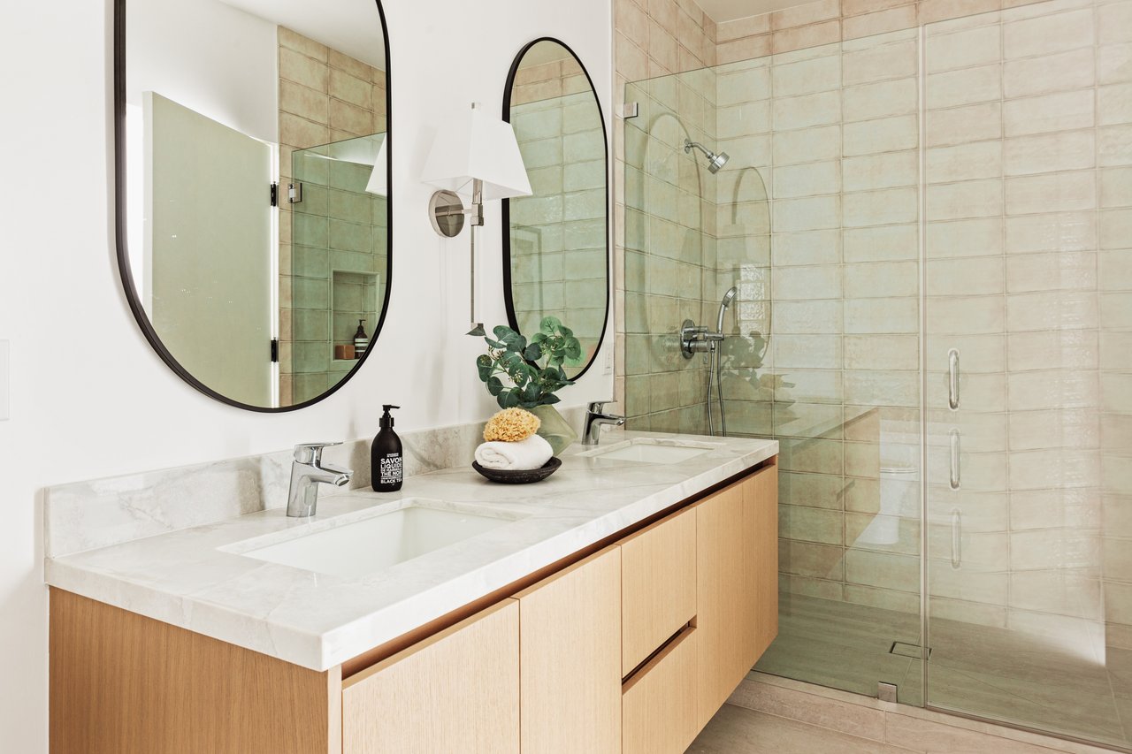 Ambrosia at Hillhurst