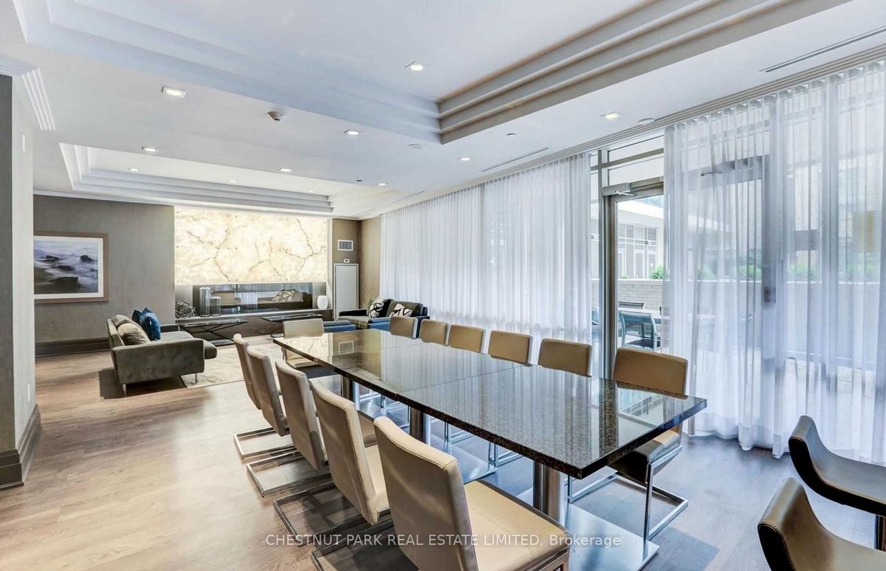 MIDTOWN PENTHOUSE 