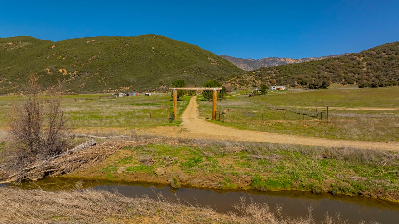 40 Acres Private Off-Grid Property