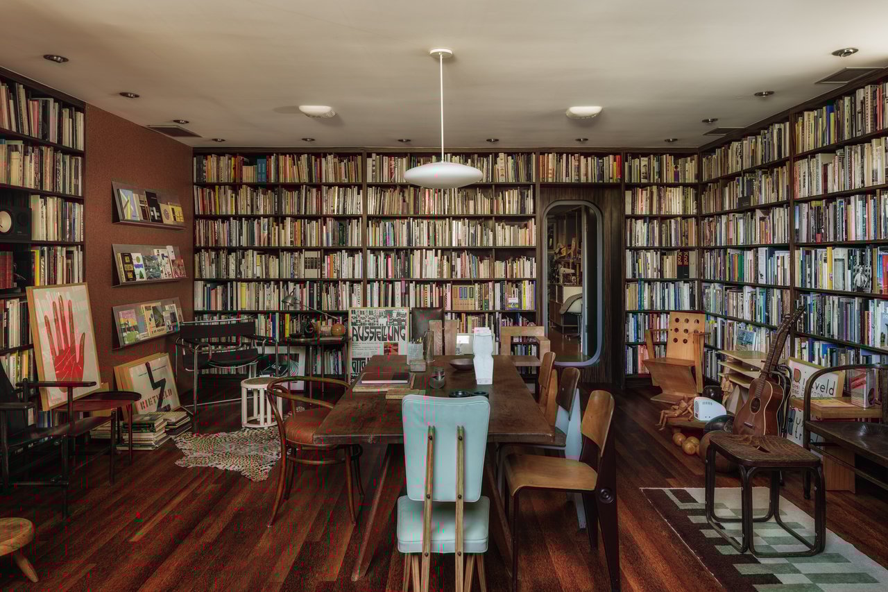 1911 La Mesa Dr