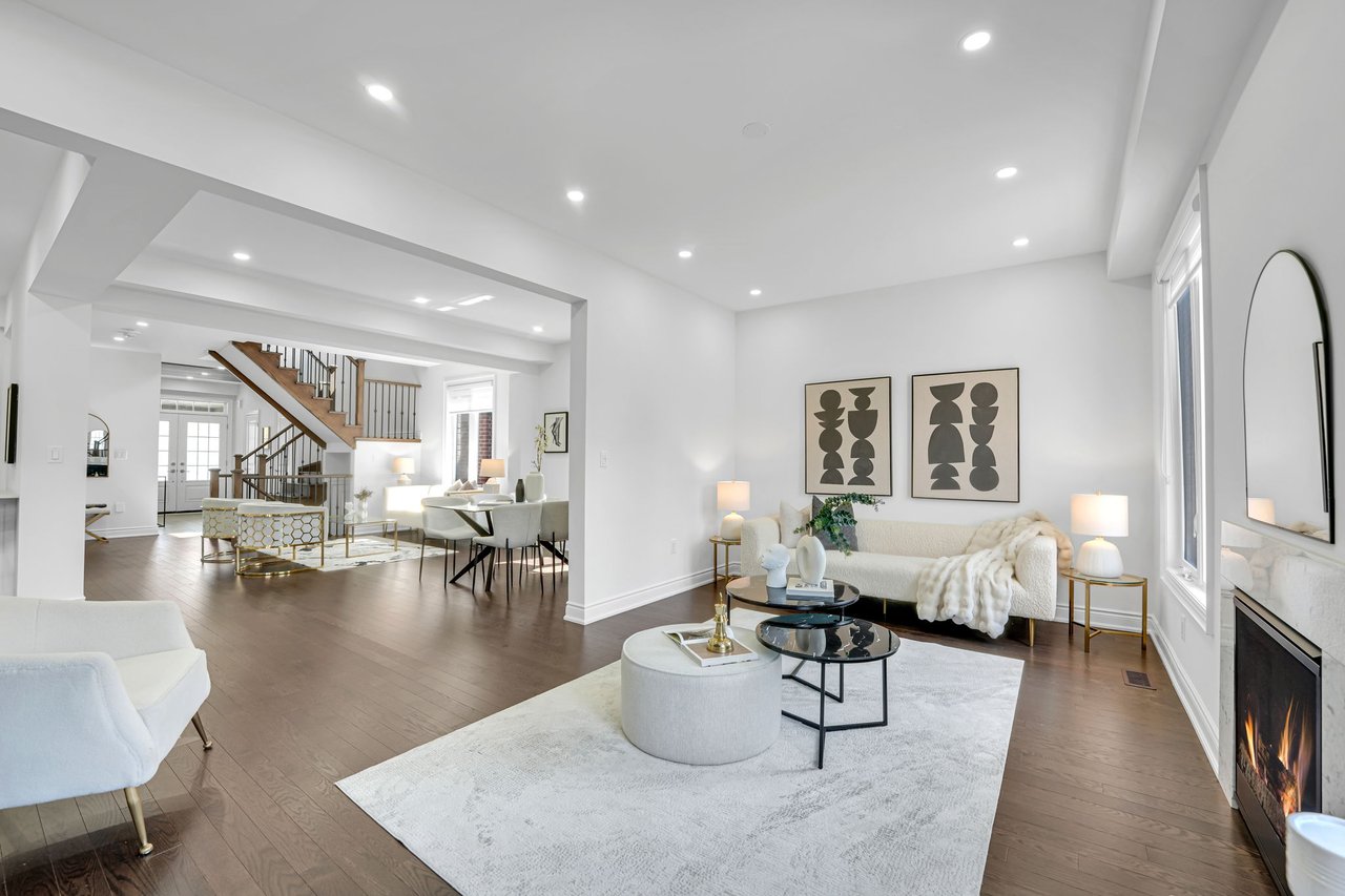 115 Bartram Crescent