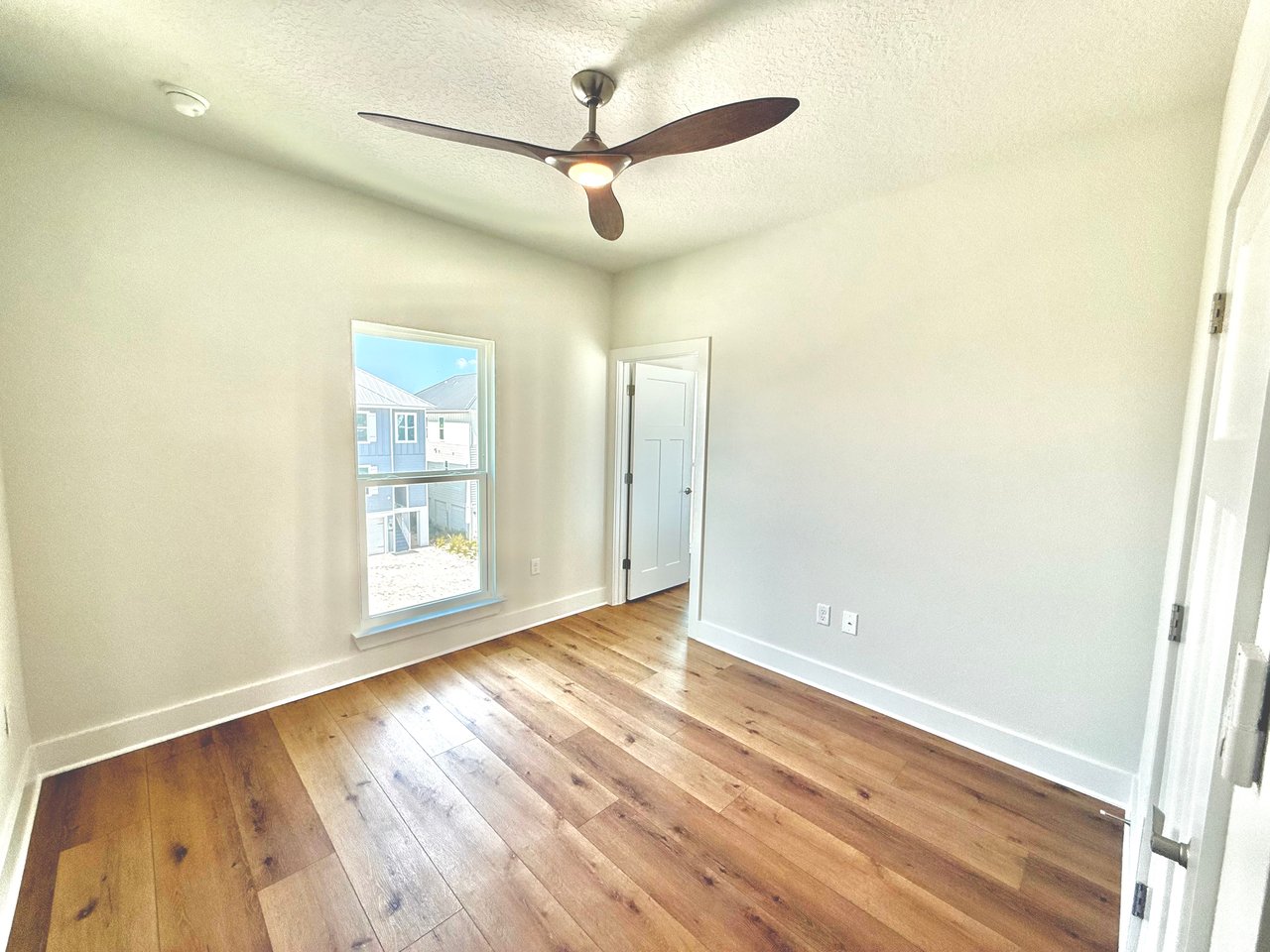 PERDIDO KEY BEACH HOUSE 208 CLIPPER DR 