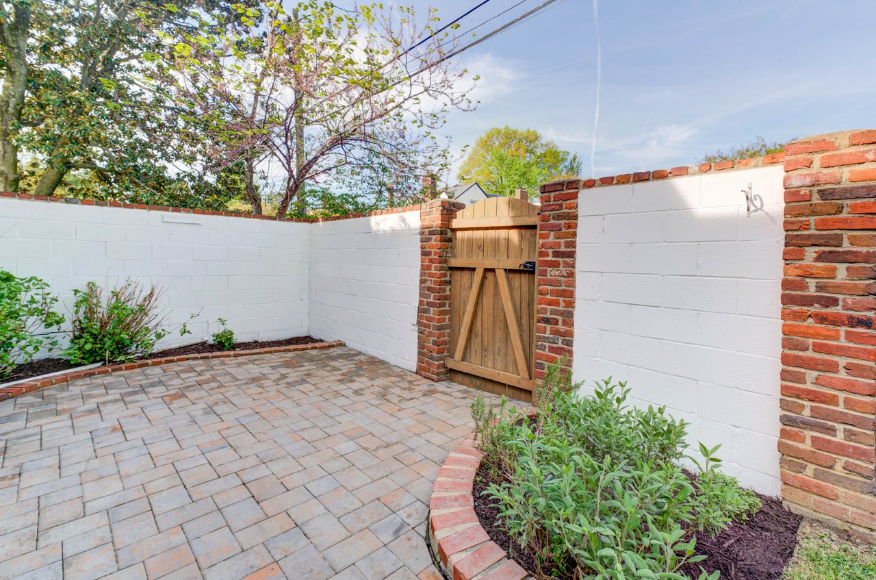 701 Devon Place