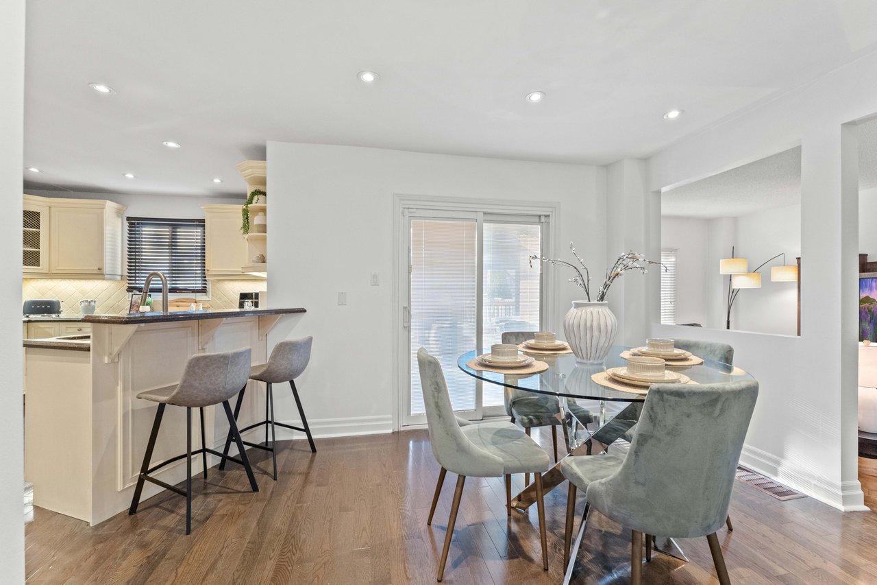 Thornhill - Uplands - Executive Home 