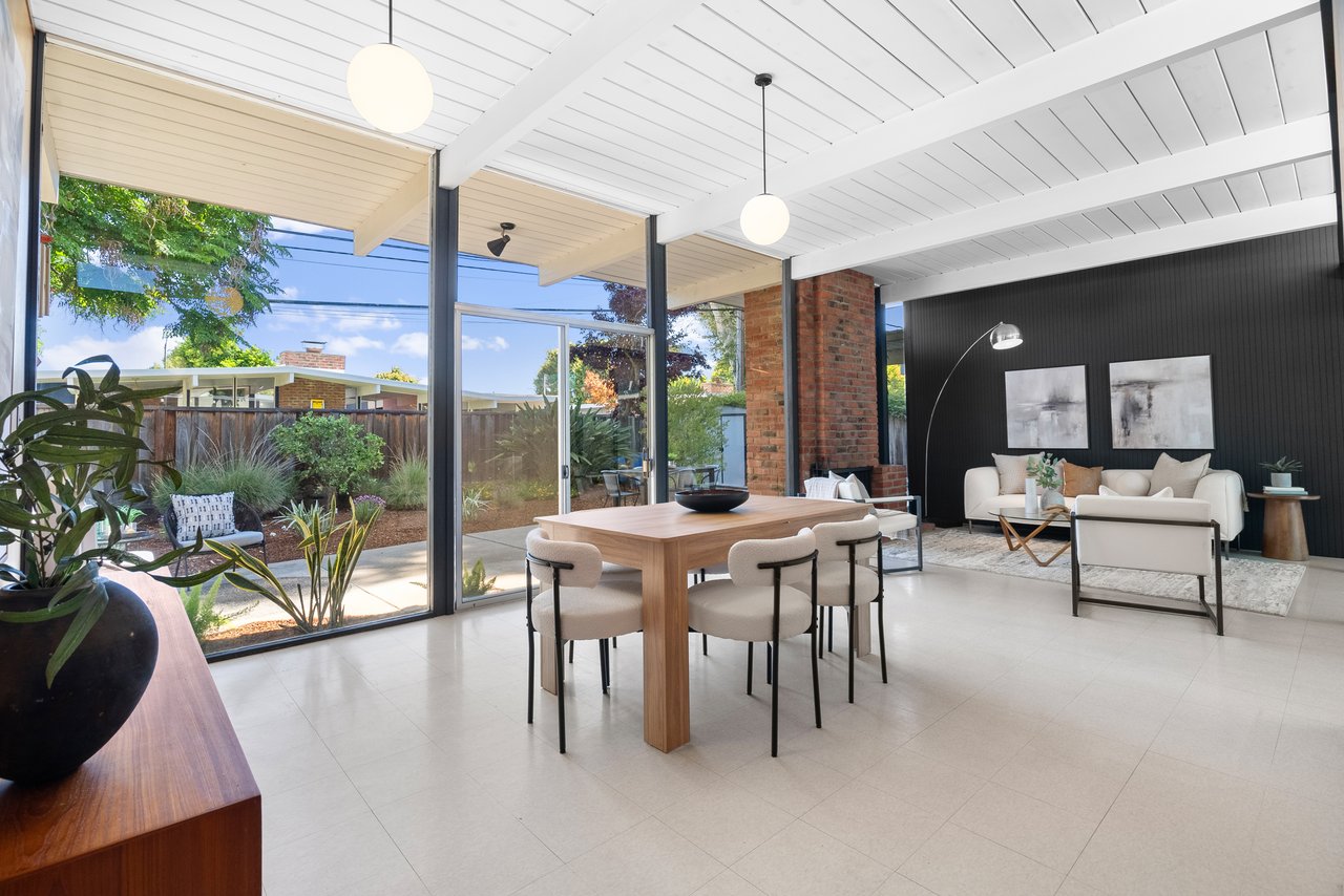 2326 Fairglen Drive