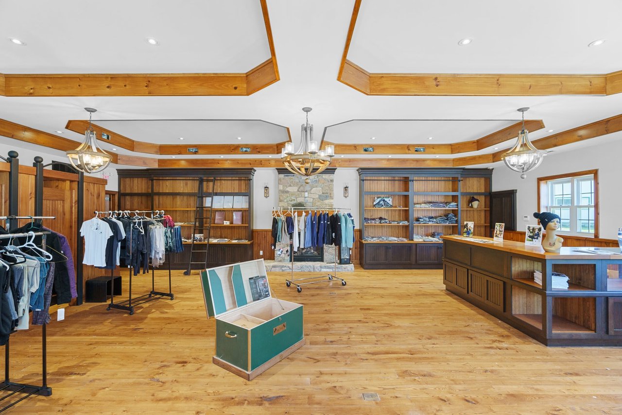Located In Prime Uxbridge