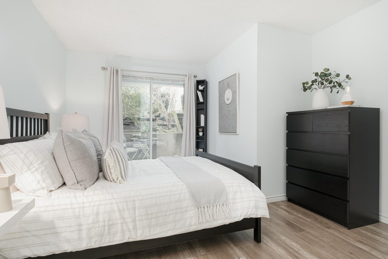 102-1010 Chilco St