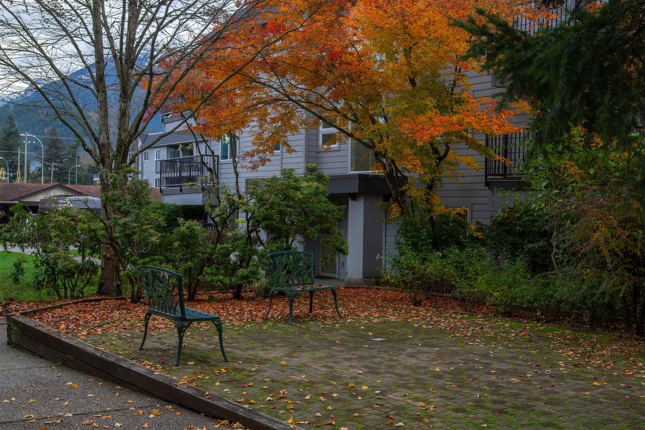 D108-40160 Willow Cres