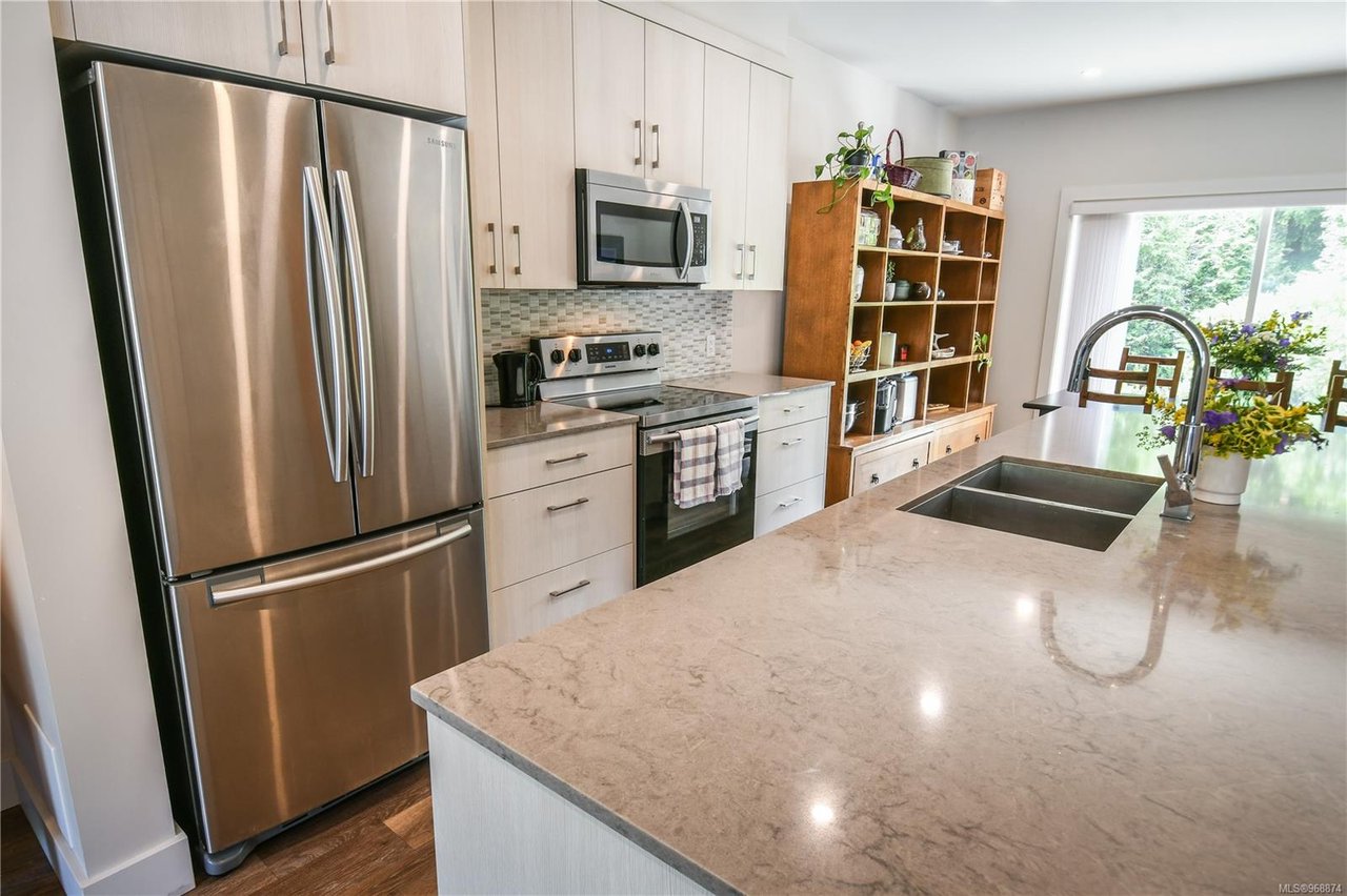 16-625 Hellesen Dr