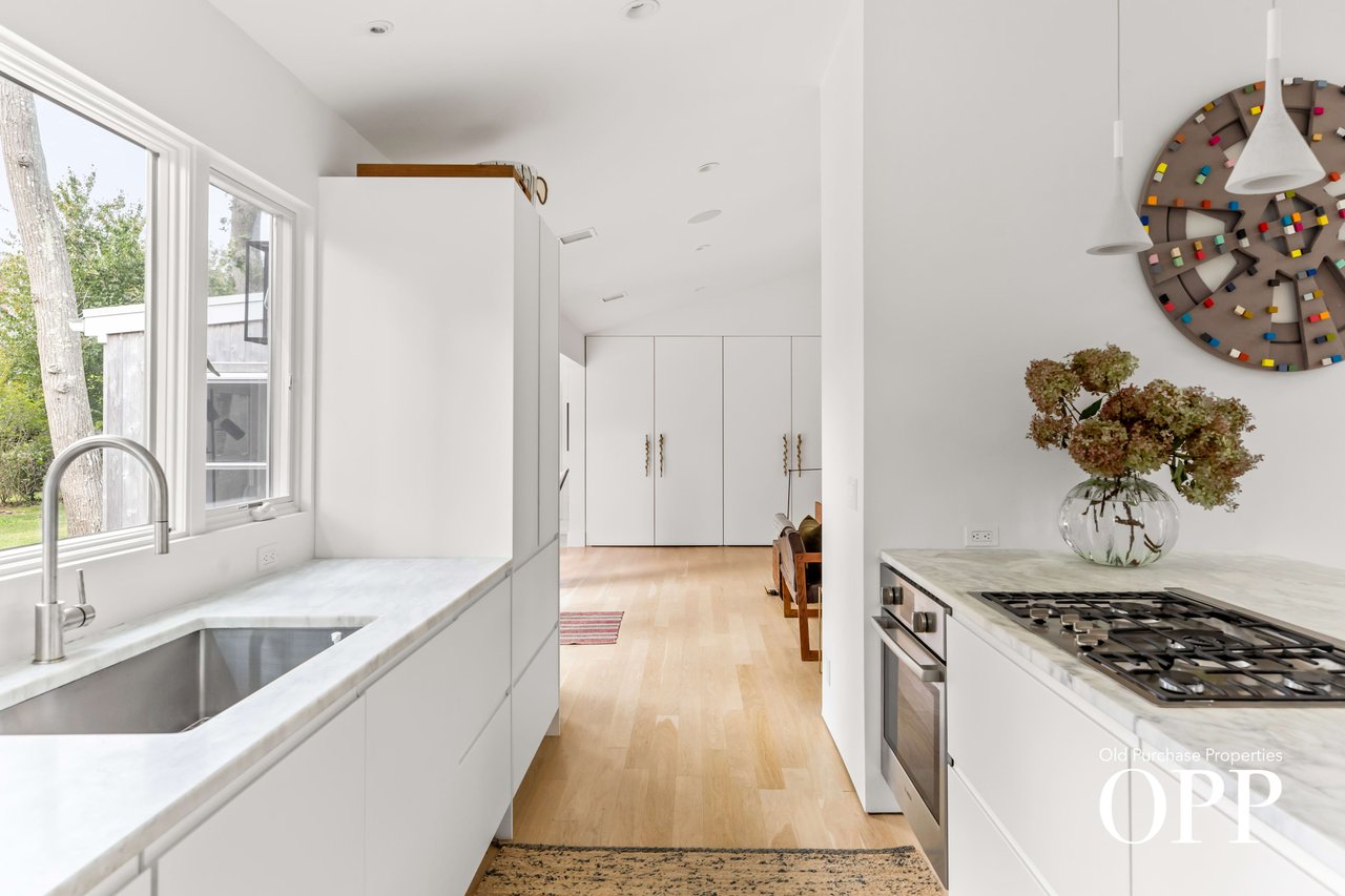 IMPECCABLE HOME IN PRIME LOCATION