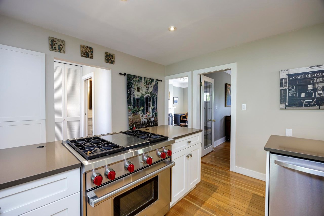 2053 St. Andrews Avenue, North Vancouver