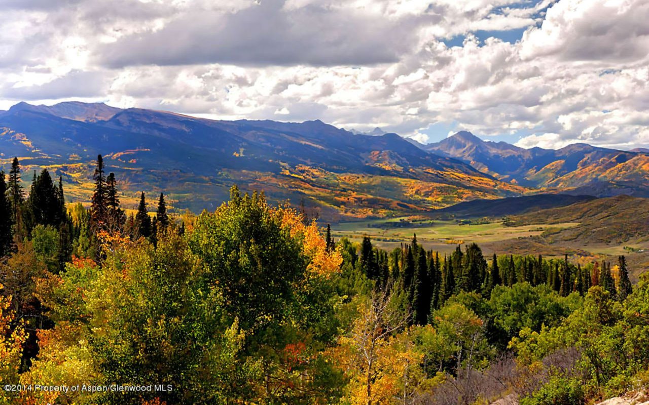 Live Among the Stars in Aspen’s Starwood