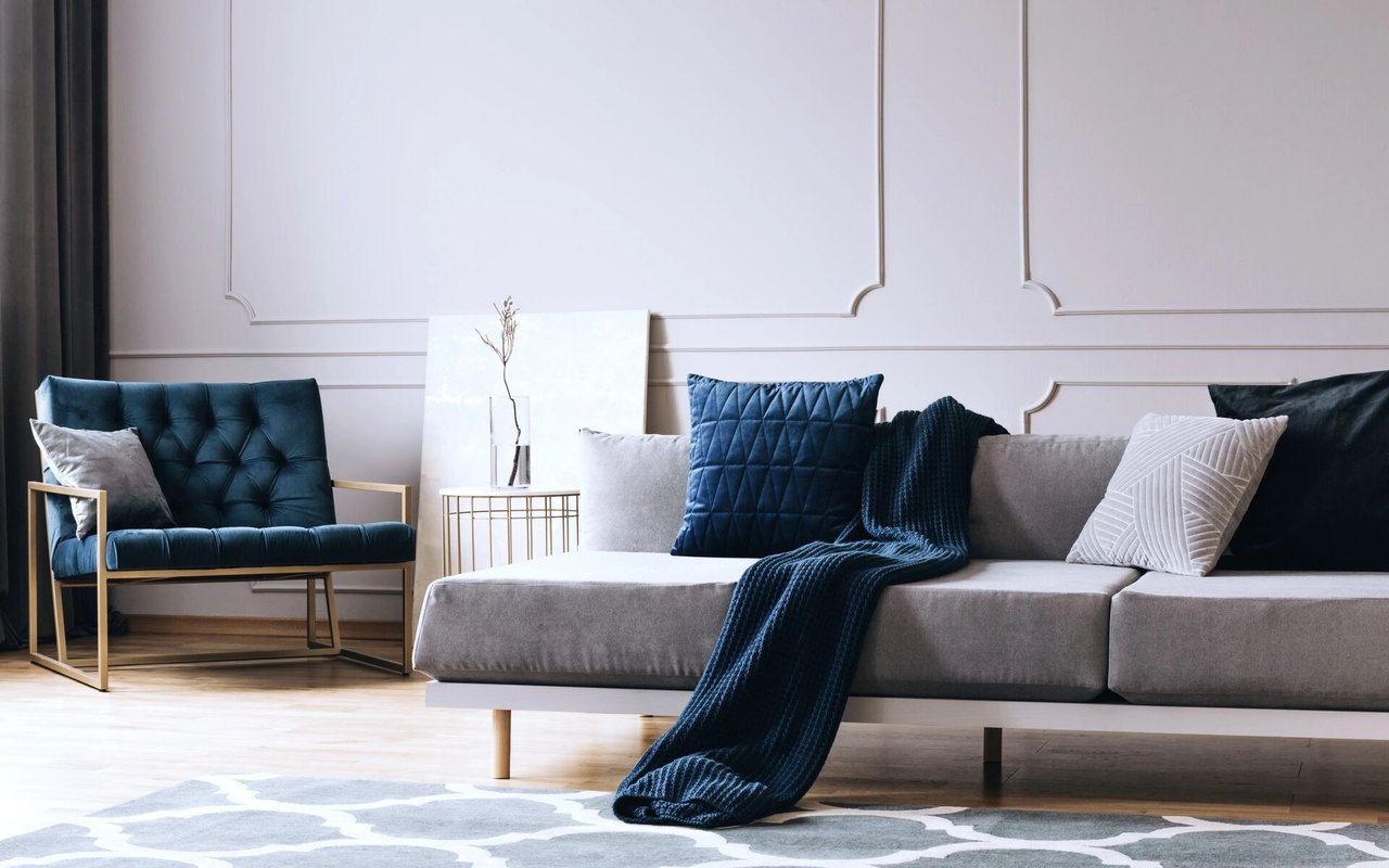 House on the Market in December? Be Aware of These 5 Decor Tips