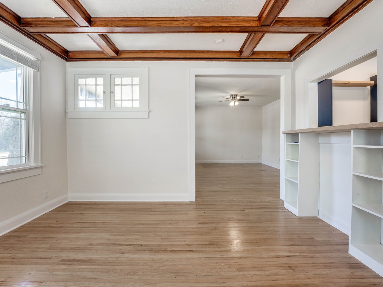 706 N Beard Ave