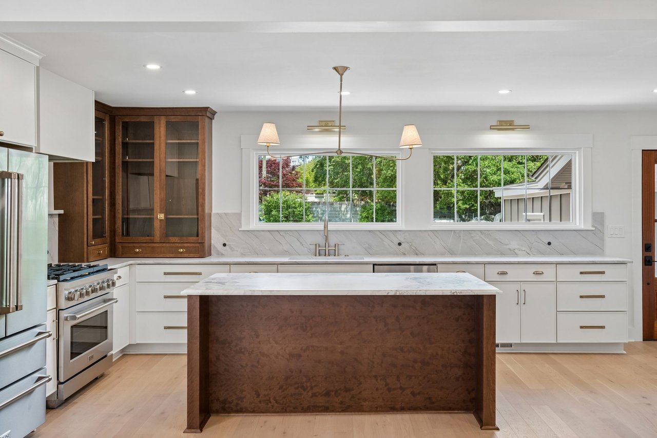 What Is It Like to Live Near Colonial Lake in Downtown Charleston? 