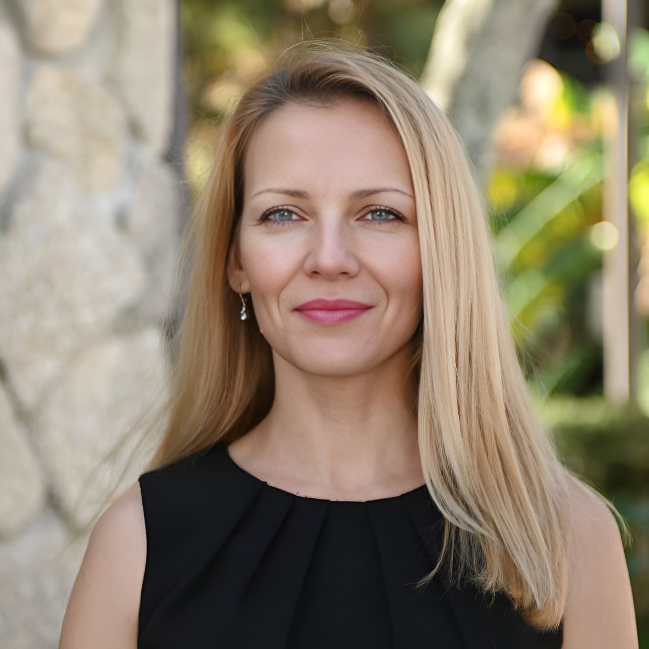 Miroslava (Mira) Mindalova