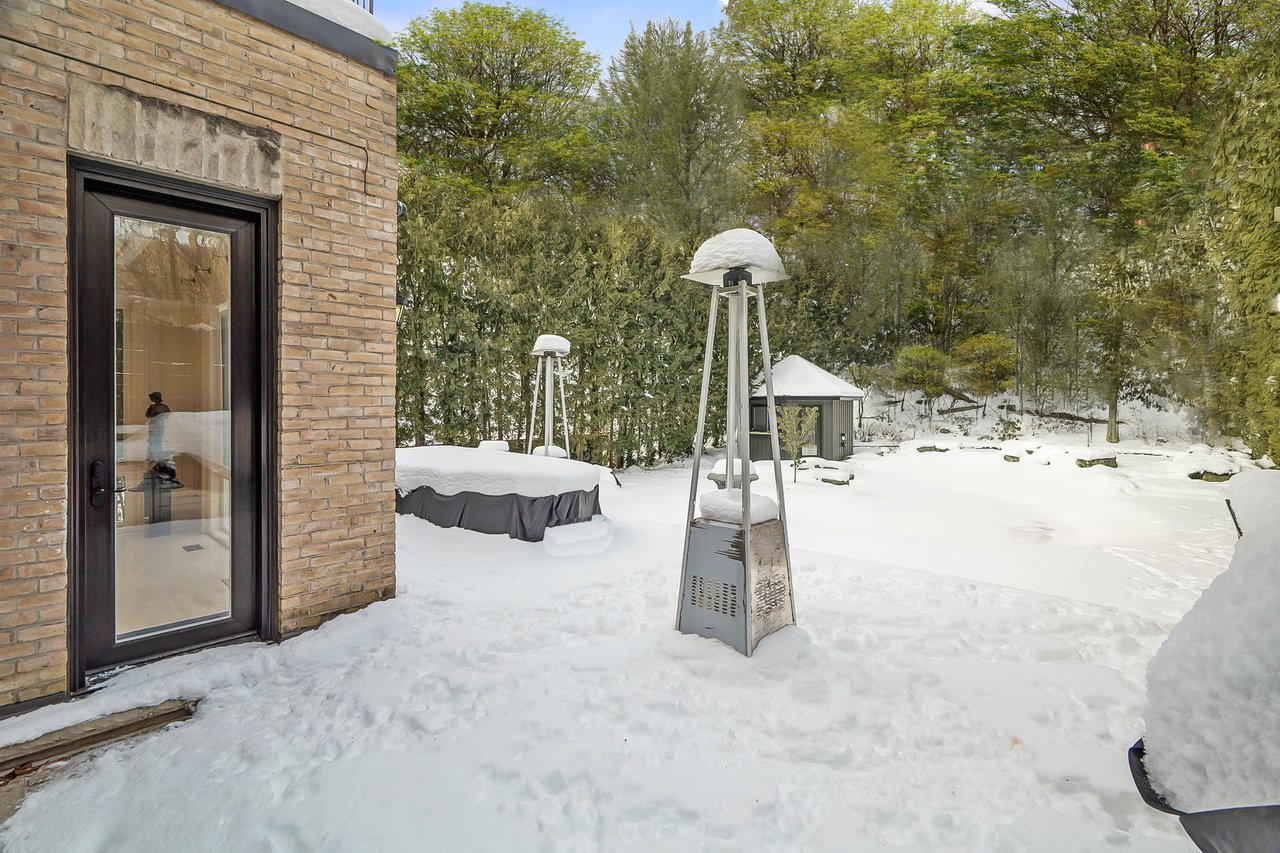 A Rare Ravine Estate