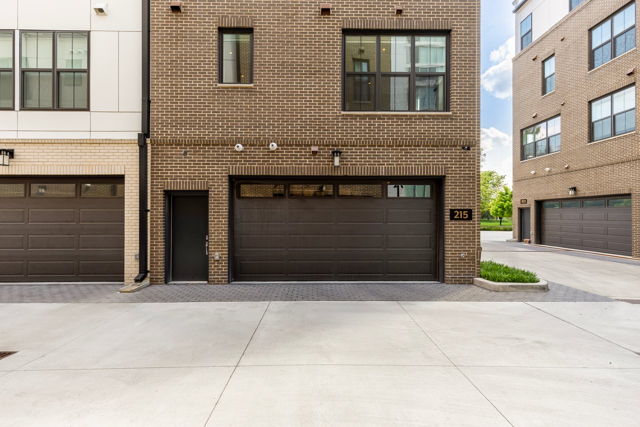 215 Montgomery Street