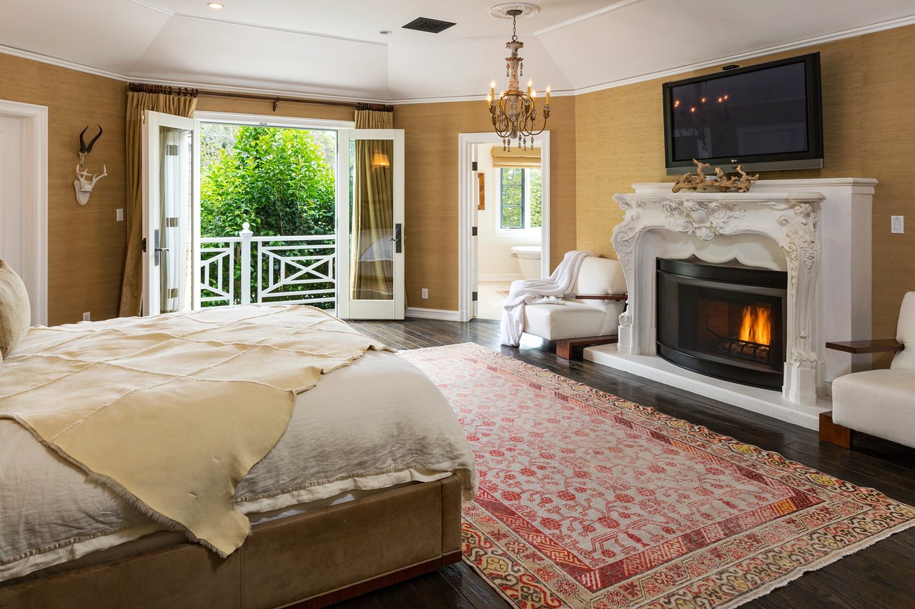 9555 Heather Road, Beverly Hills