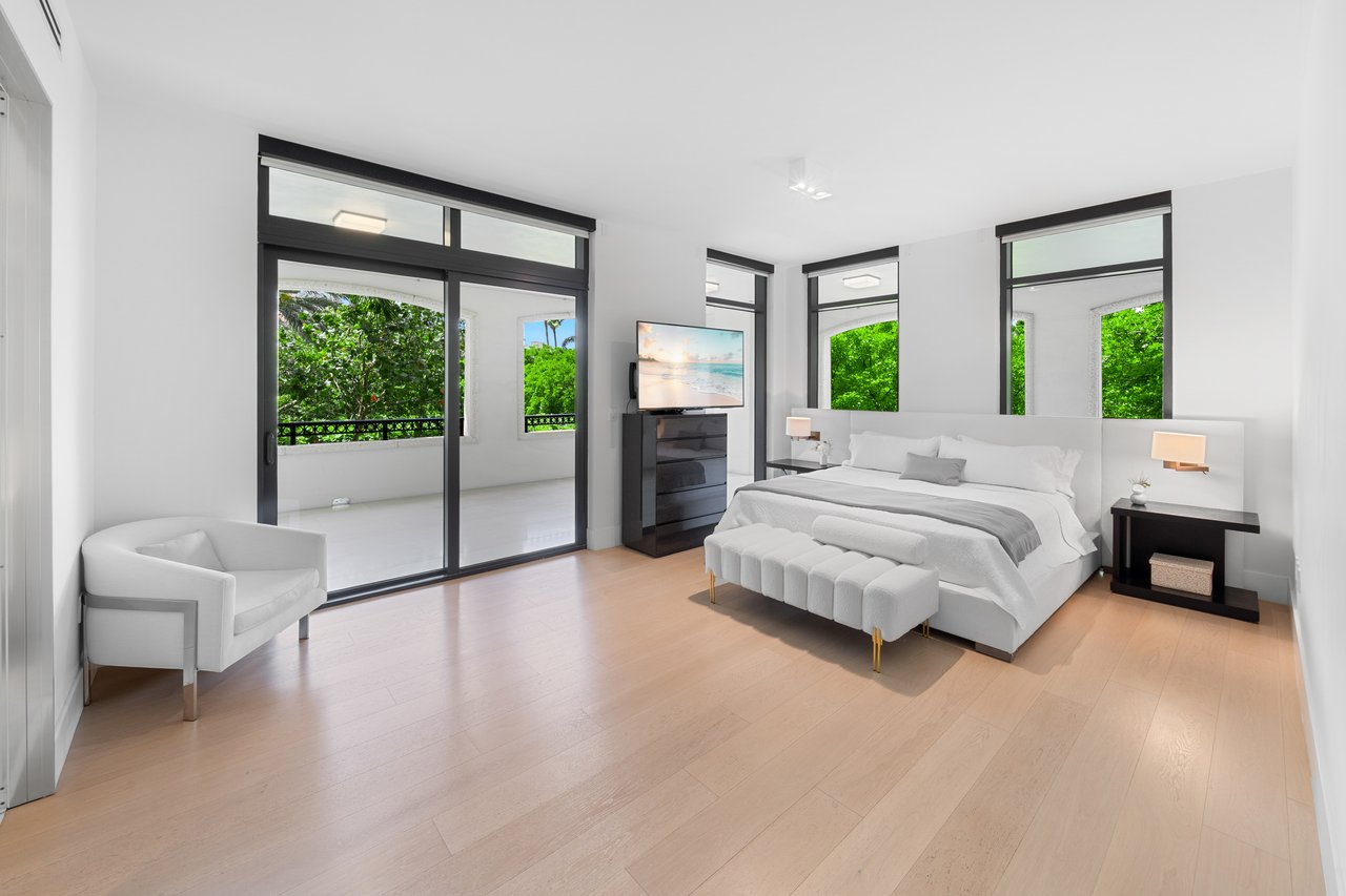 Palazzo Del Sol 7025