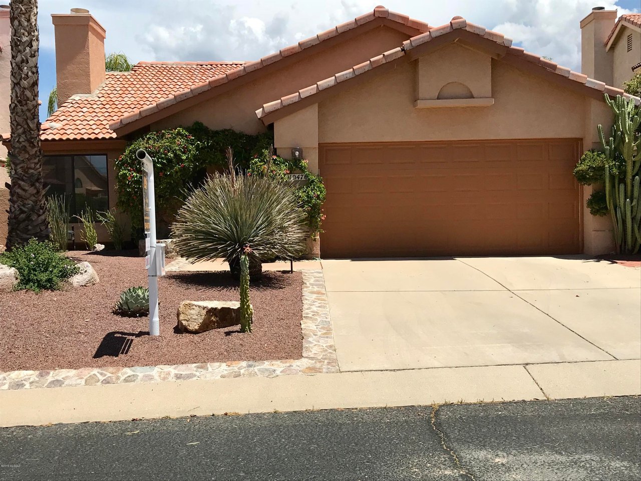 10476 N Fairway Vista Ln
