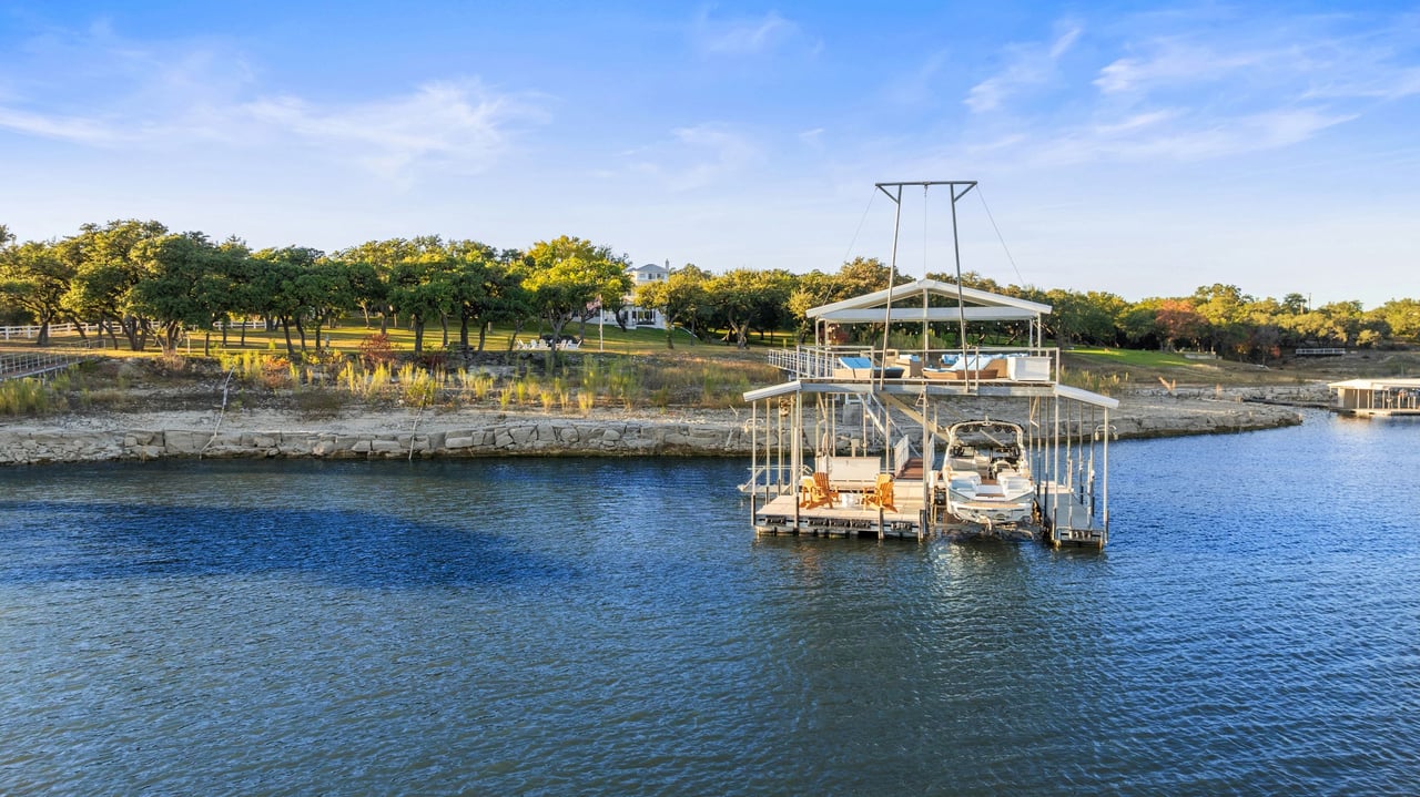 1209 Edgewater Drive