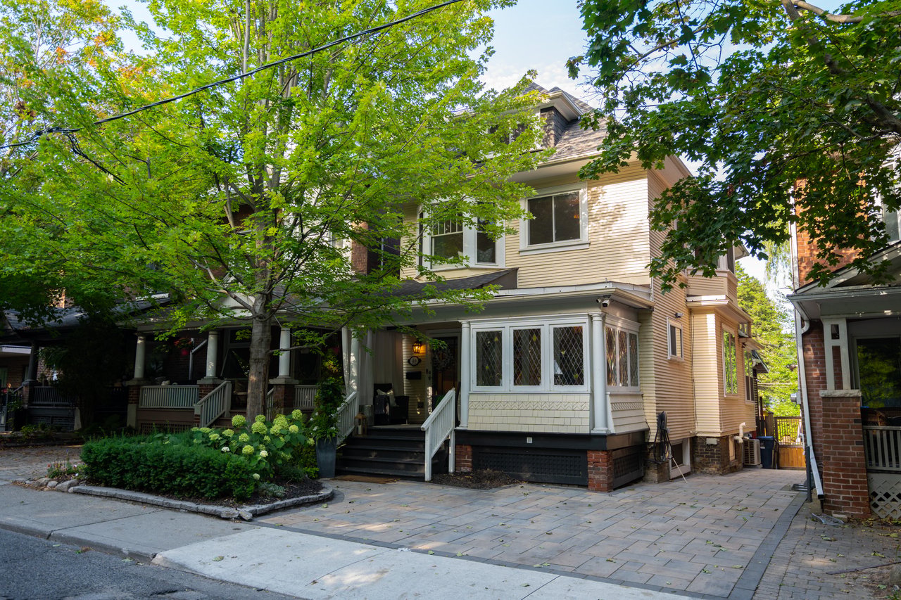 49 Lee Avenue