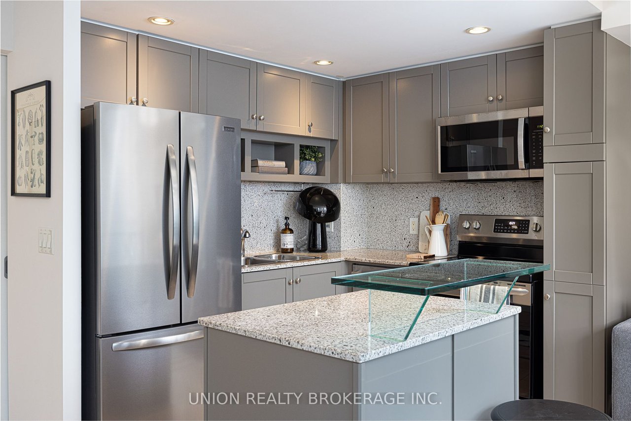 8 York St, Ste 1104