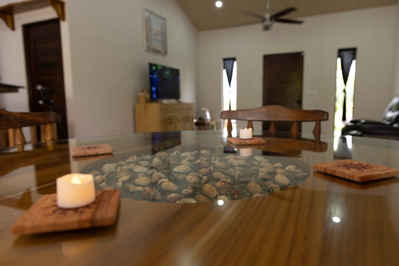 Turnkey Modern Home Near Quepos Marina – Move-In Ready! 2BDR&2BATHS