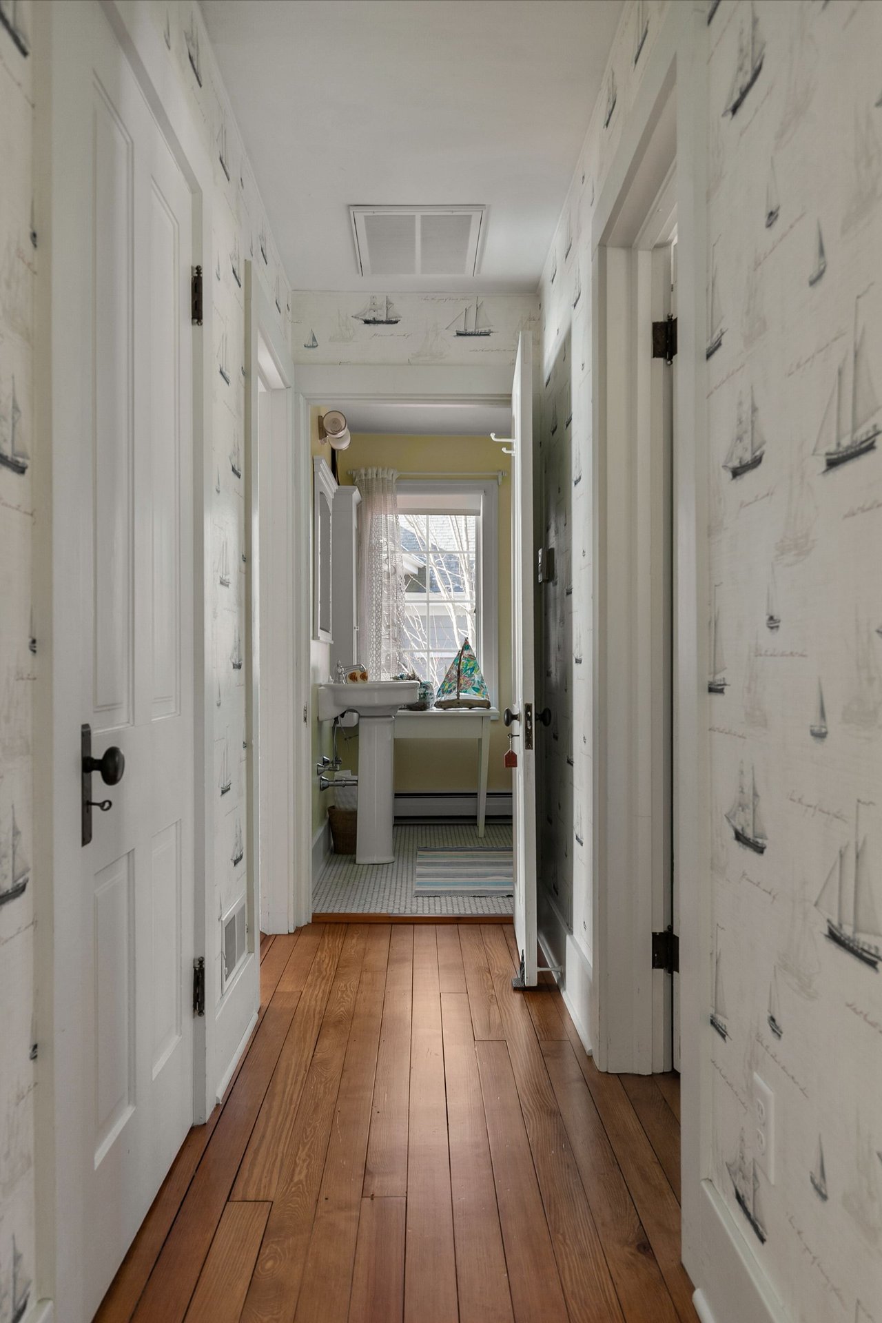W1181 Illinois Avenue