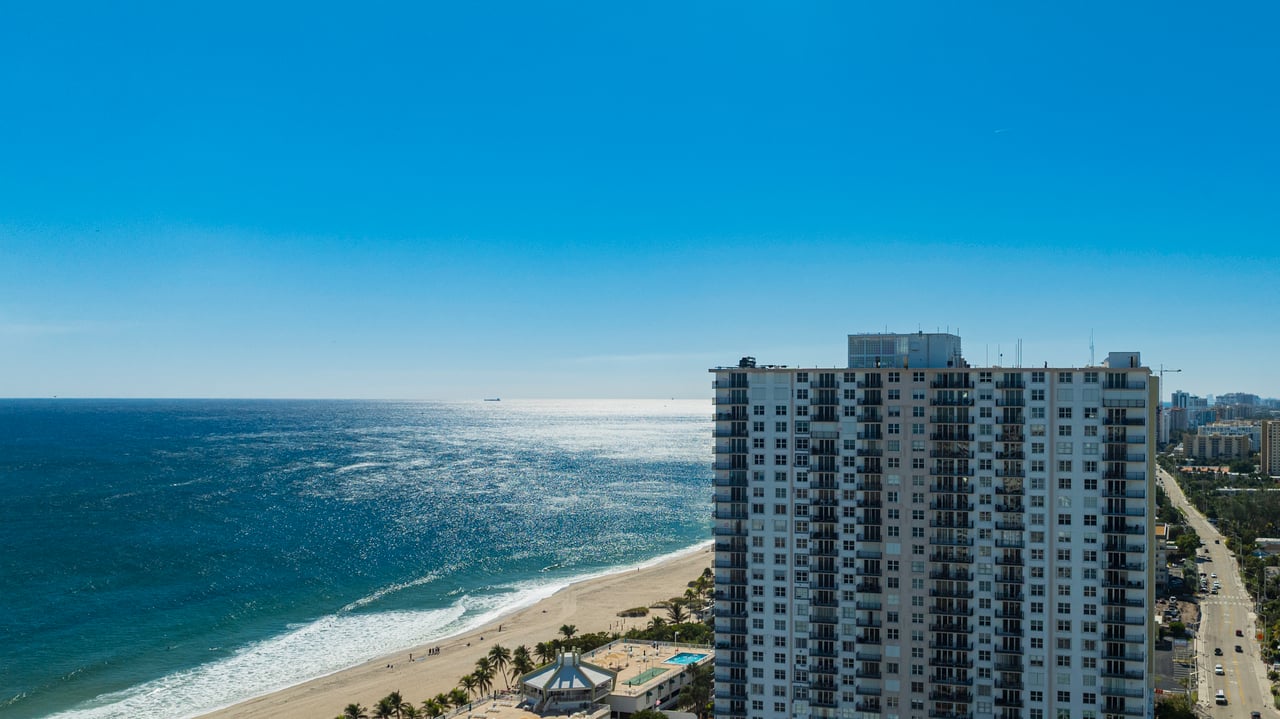 W Pompano Beach Hotel & Residences