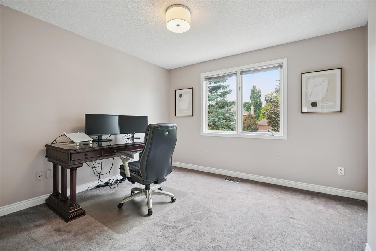 Executive Living in the Heart of Tyandaga
