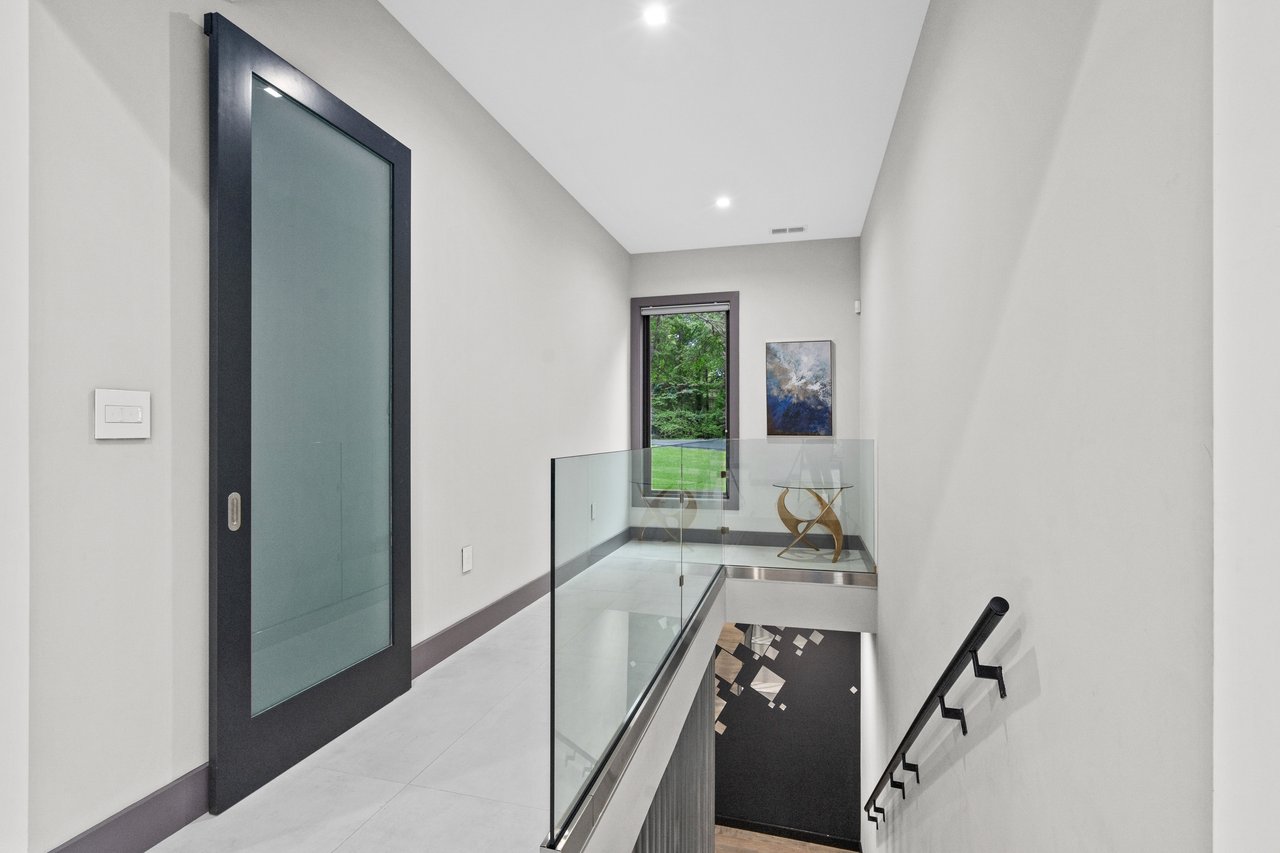 9100 Mill Pond Valley Dr