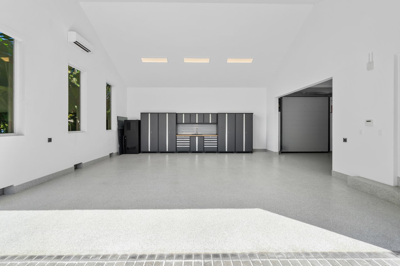 180 Cape Florida Drive