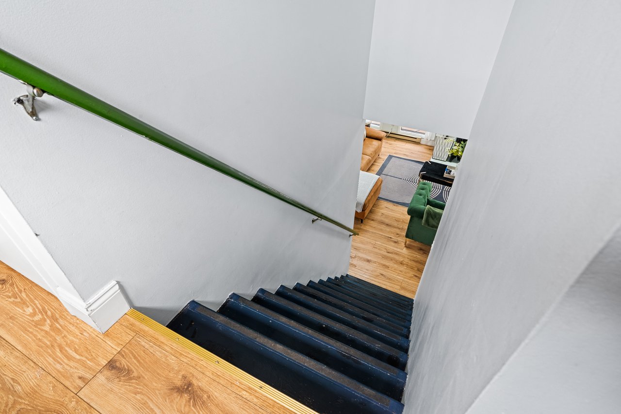 112 Crazy Horse Court