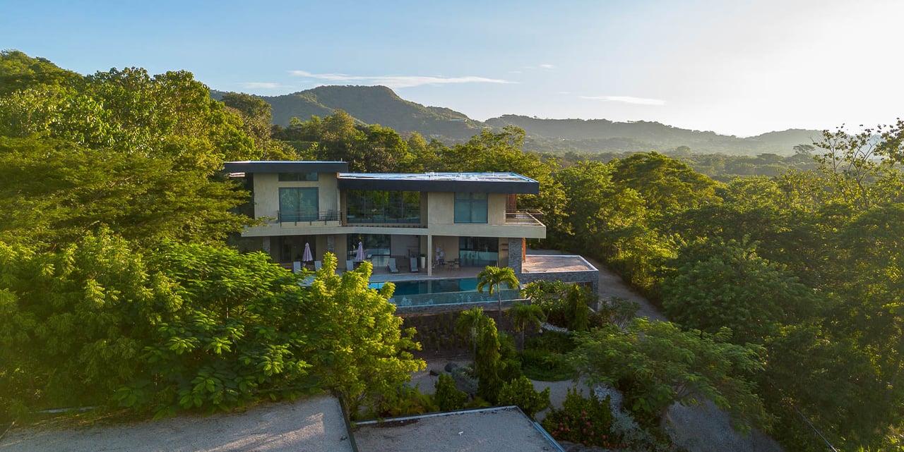 Dos Monitos | Luxury Oceanview Compound Near Playa Grande