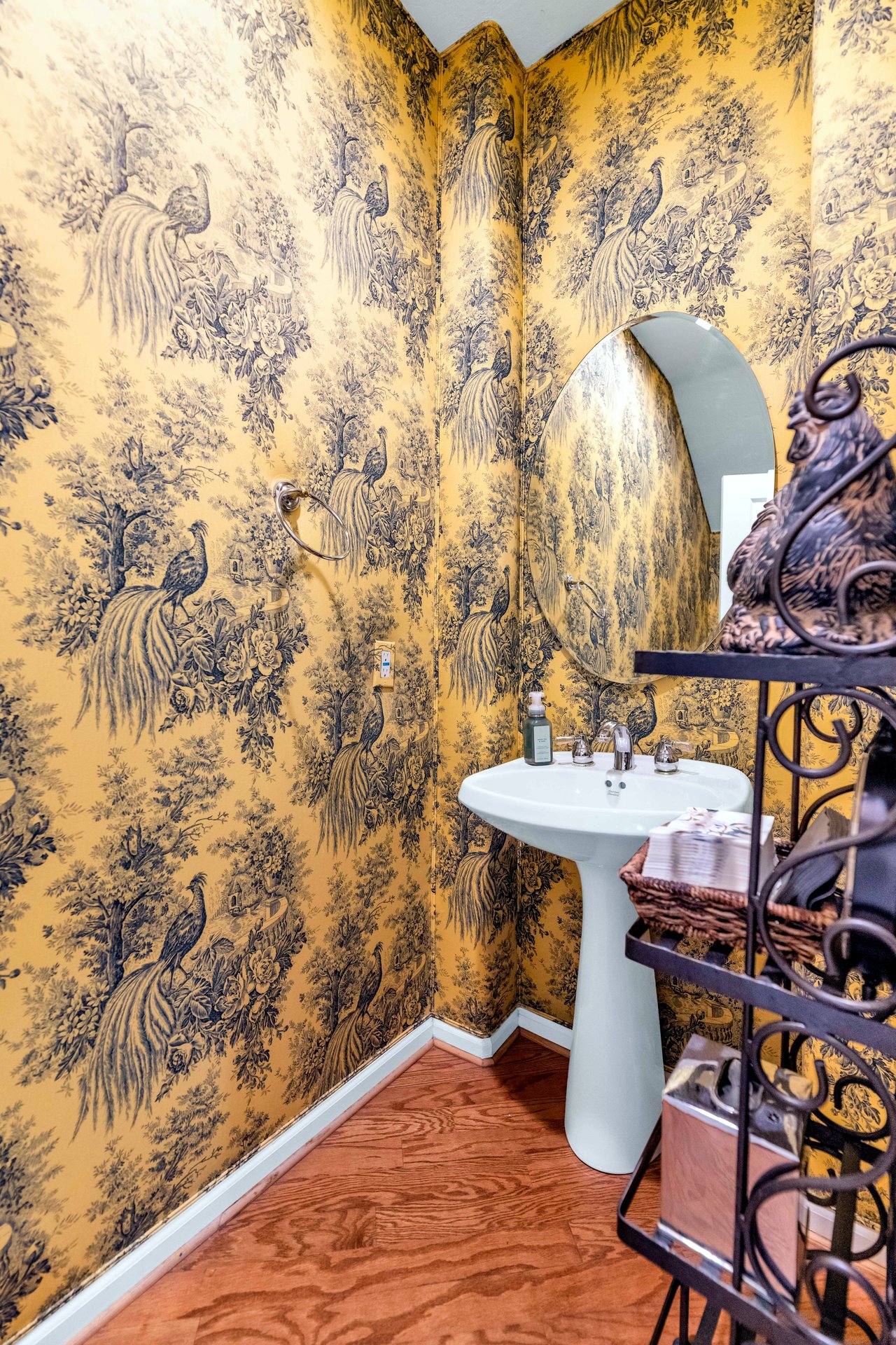 20802 N GRAYHAWK DR 1003,