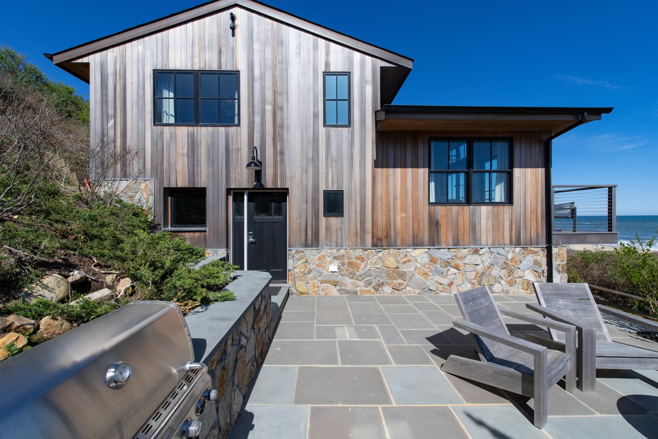 272 Old Montauk Highway, Cottage 1