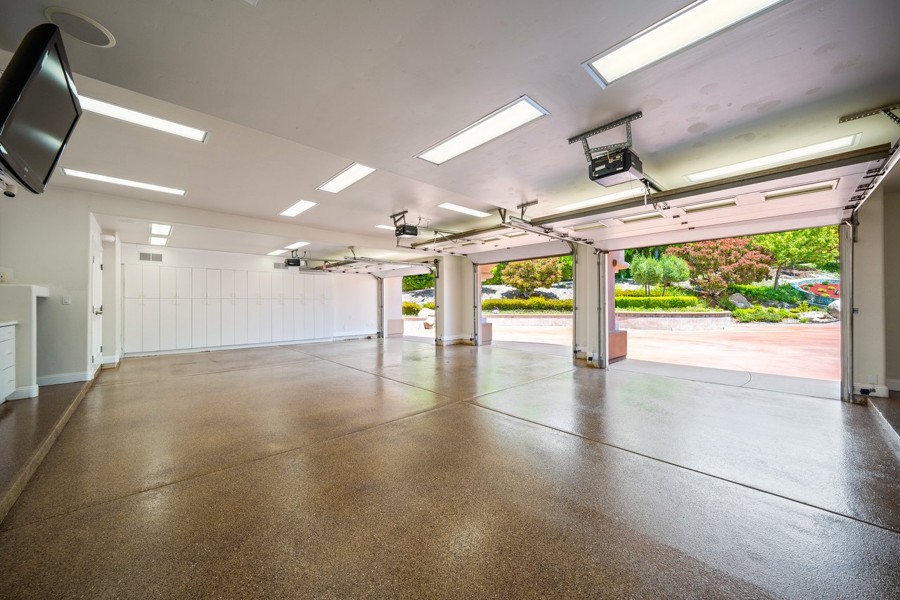 41555 Avenida Conchita