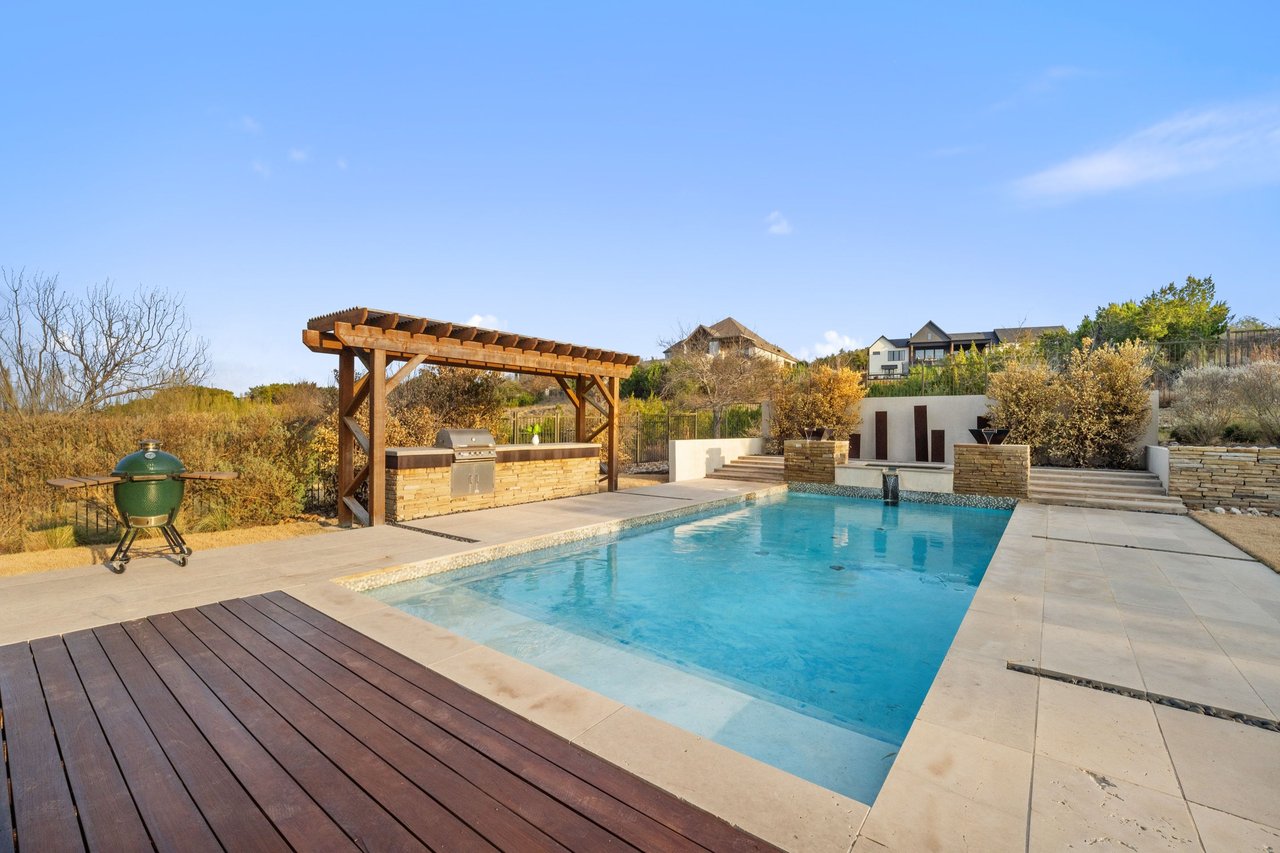 18101 Vistancia Drive