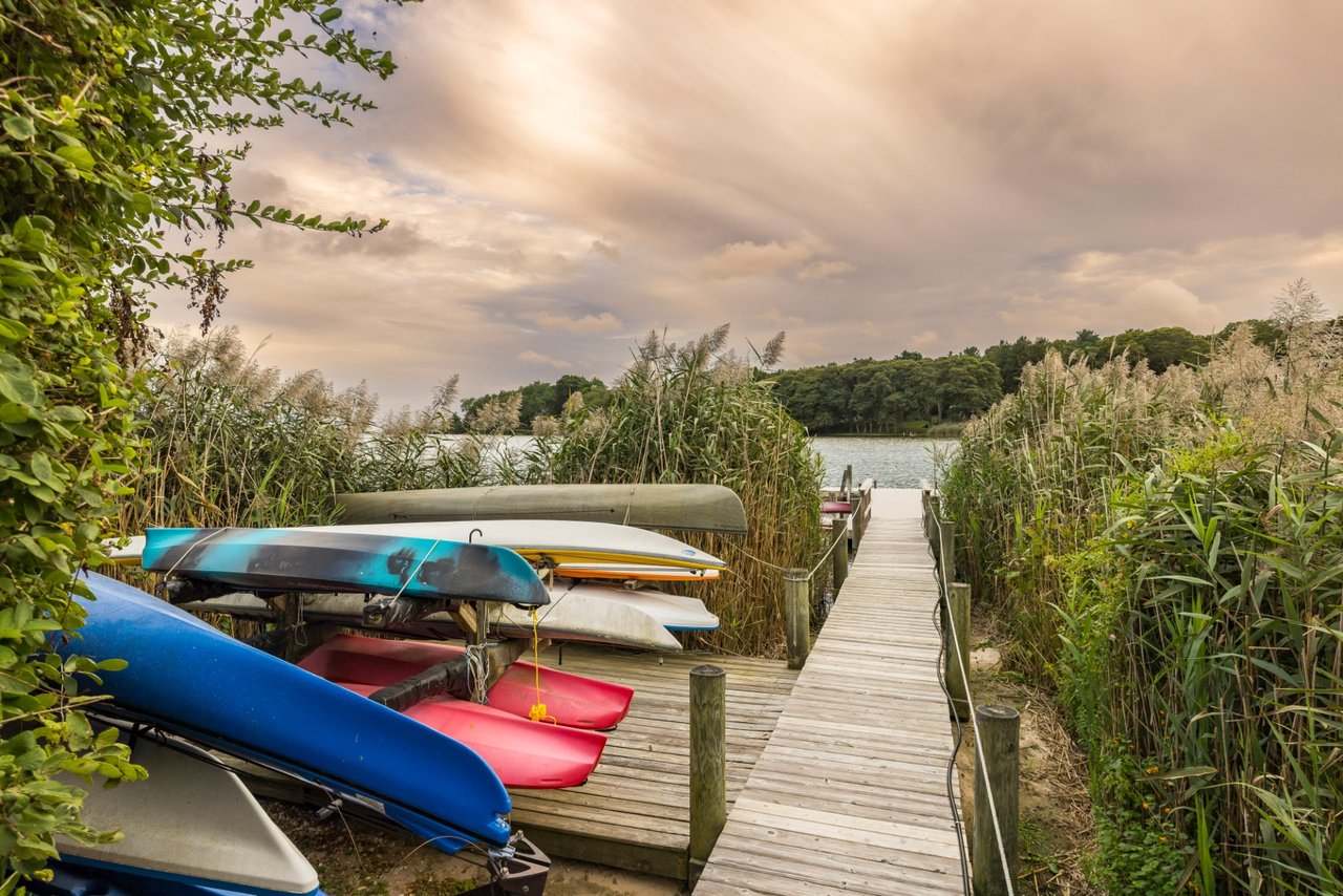 4 Reed Pond Court