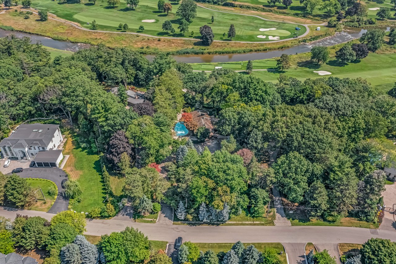 1000 Mississauga Heights Dr