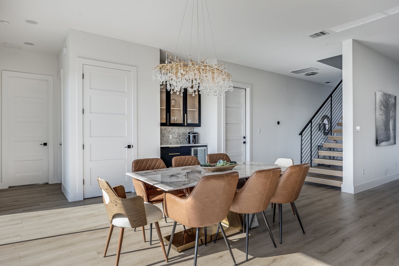 3138 Chisholm Trail