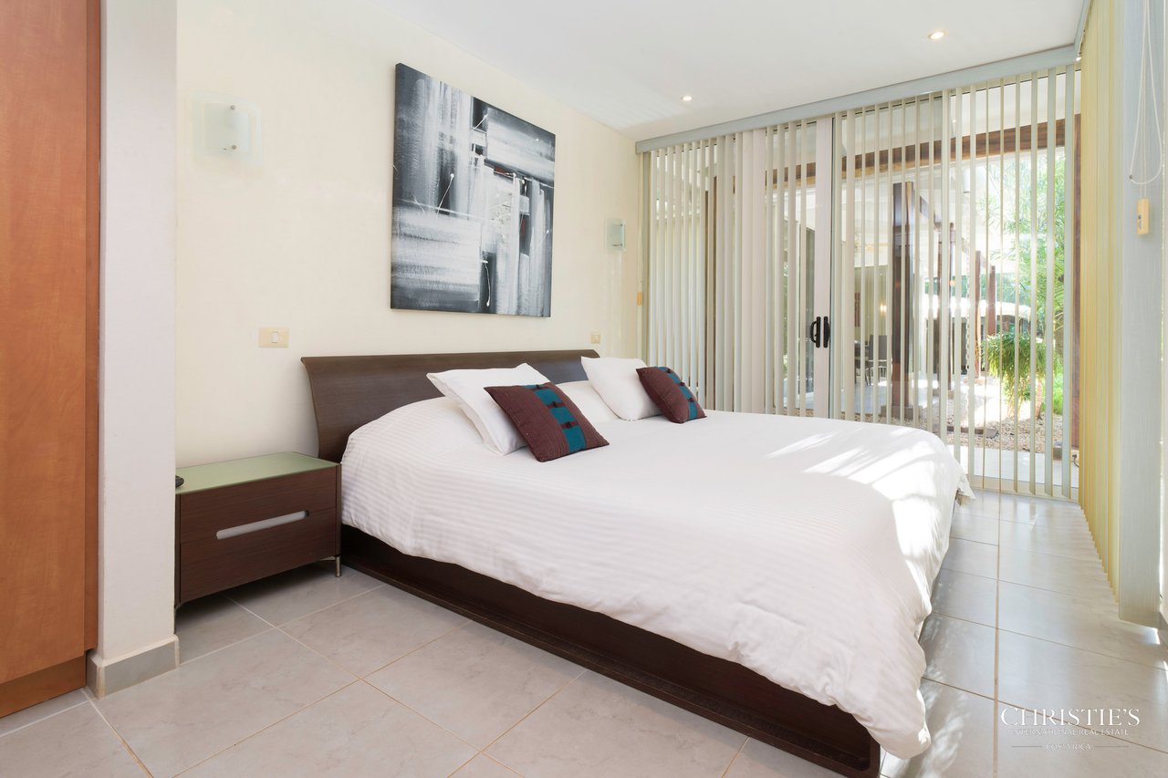The Breeze Hotel