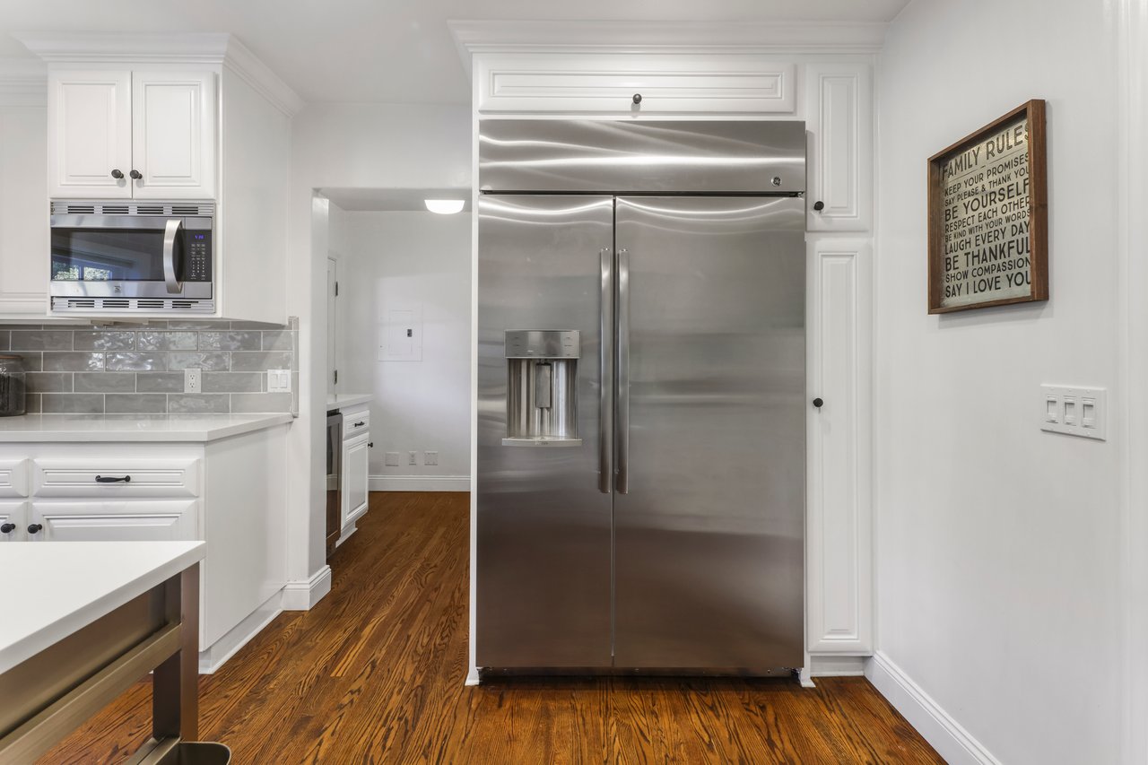 2494 Glen Canyon Road