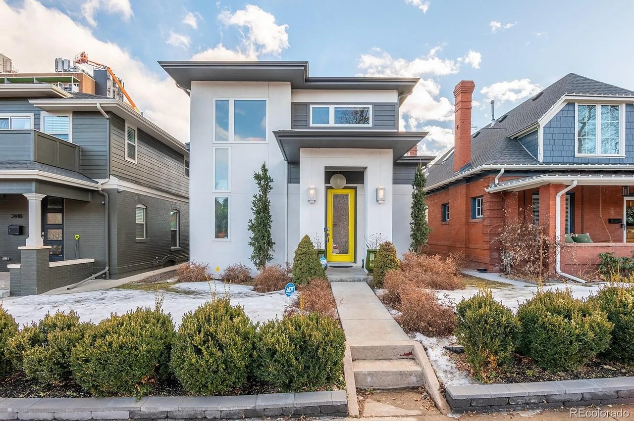 3444 W Moncrieff Place