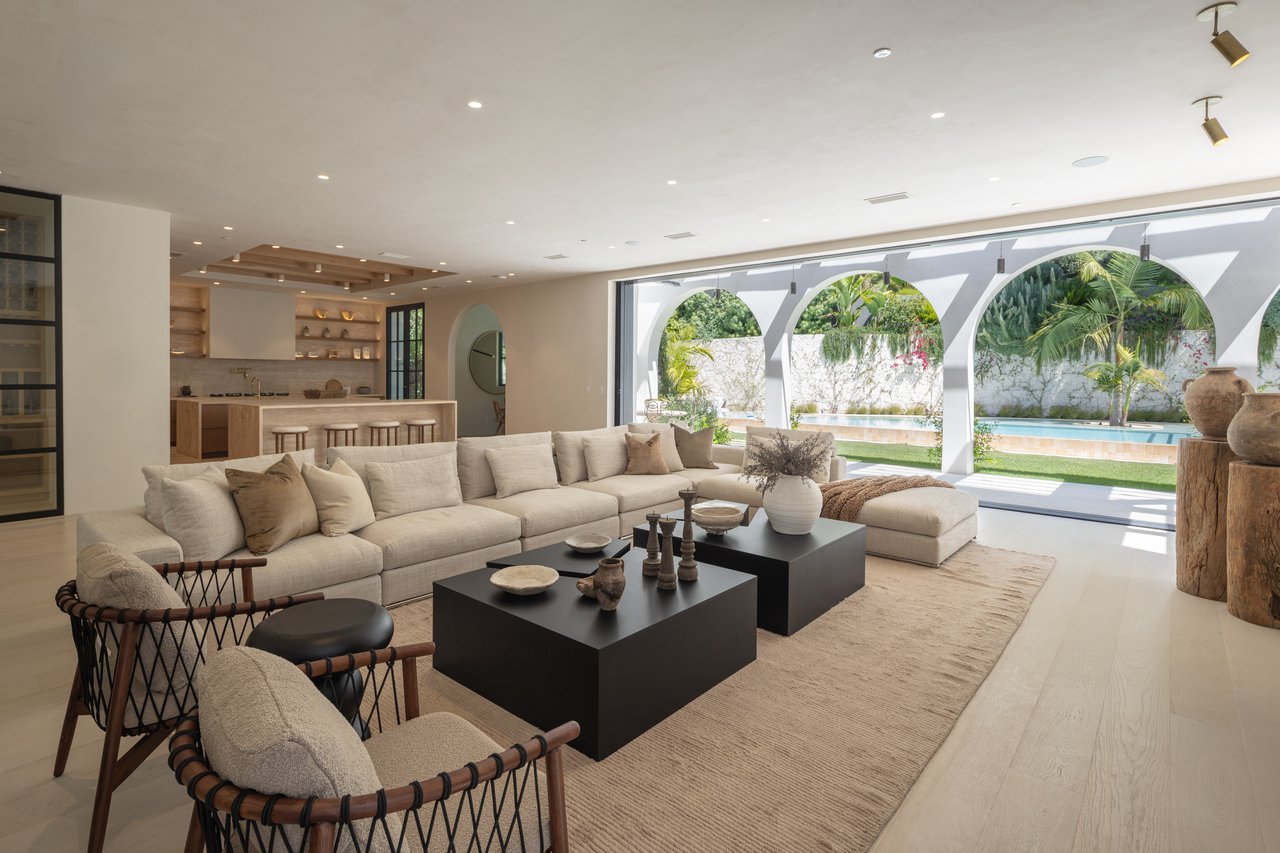 966 Stone Canyon Rd, Bel Air