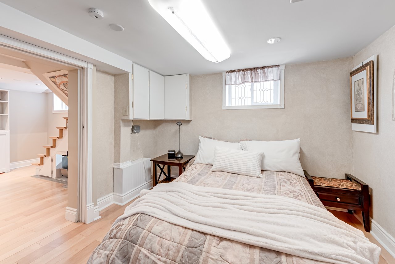 22 Worthington Cres - a Gem in Bloor West Village