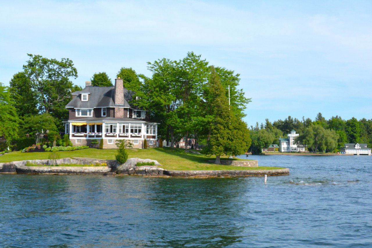 Bay Pointe on Lake Lanier
